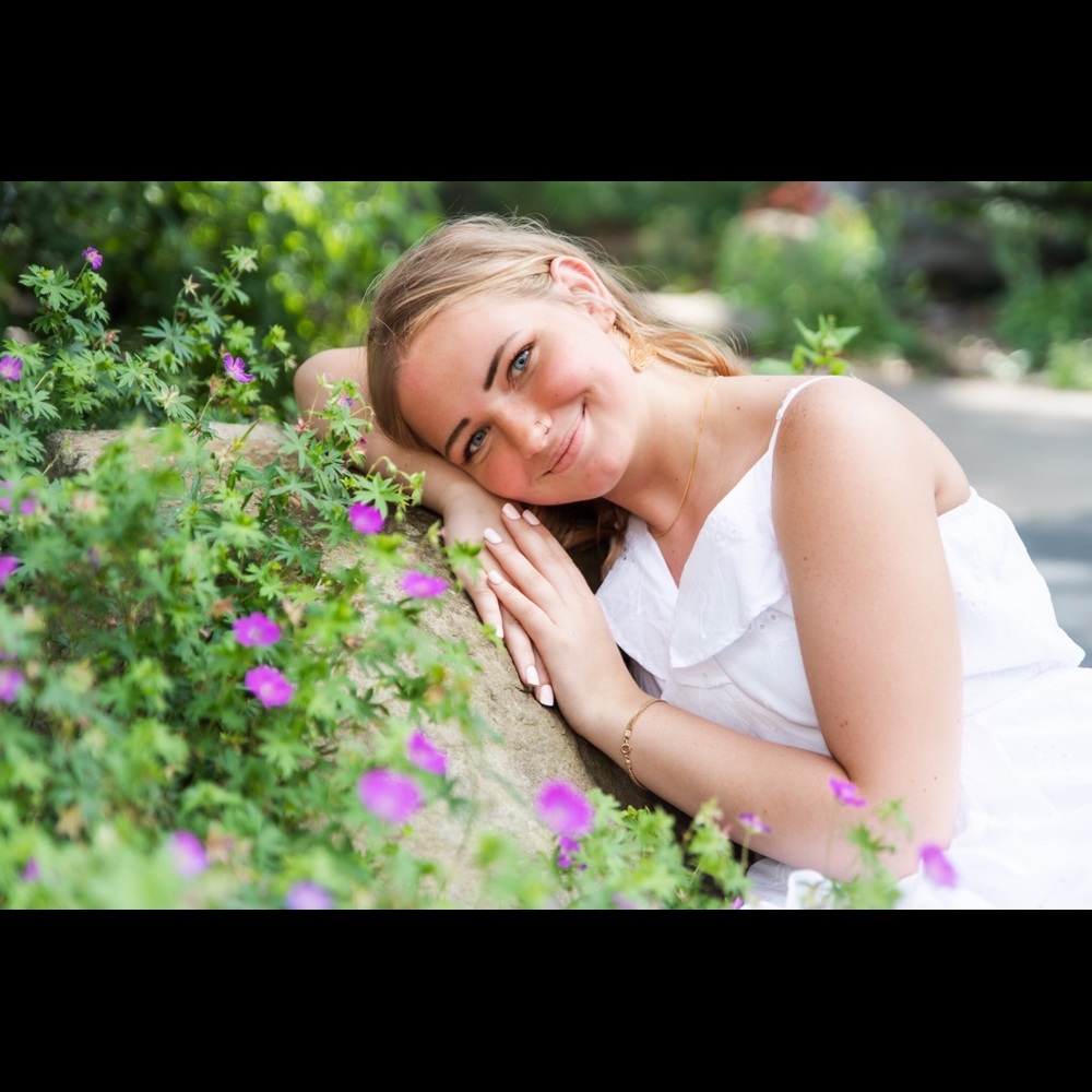 Meet your Posher, Emma